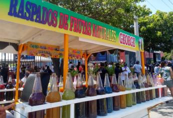 Vacunación beneficia a vendedores de raspados, bolis y aguas