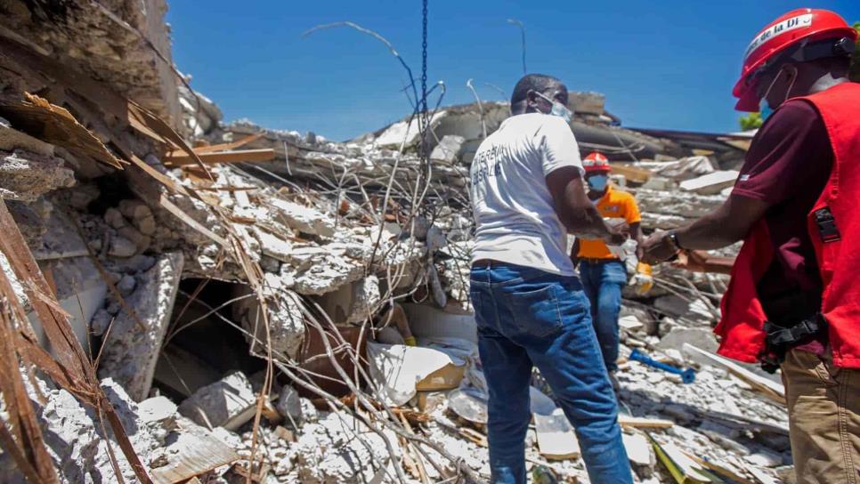 EE.UU. envía un equipo de rescate a Haití para buscar desaparecidos por sismo