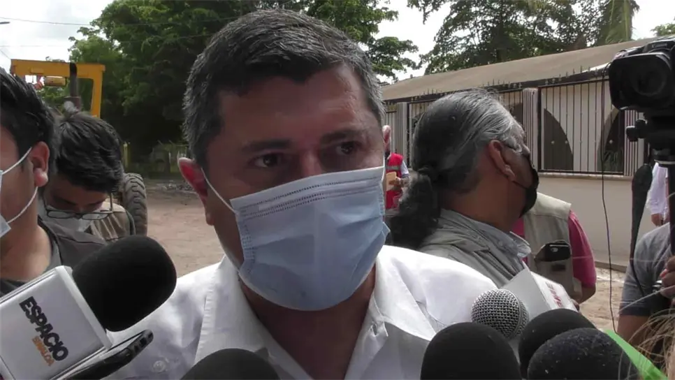 Manuel Guillermo Chapman Moreno a unos días de renunciar como alcalde de Ahome para enfocarse en su proyecto como legislador federal. FOTO: Martín Ruiz.