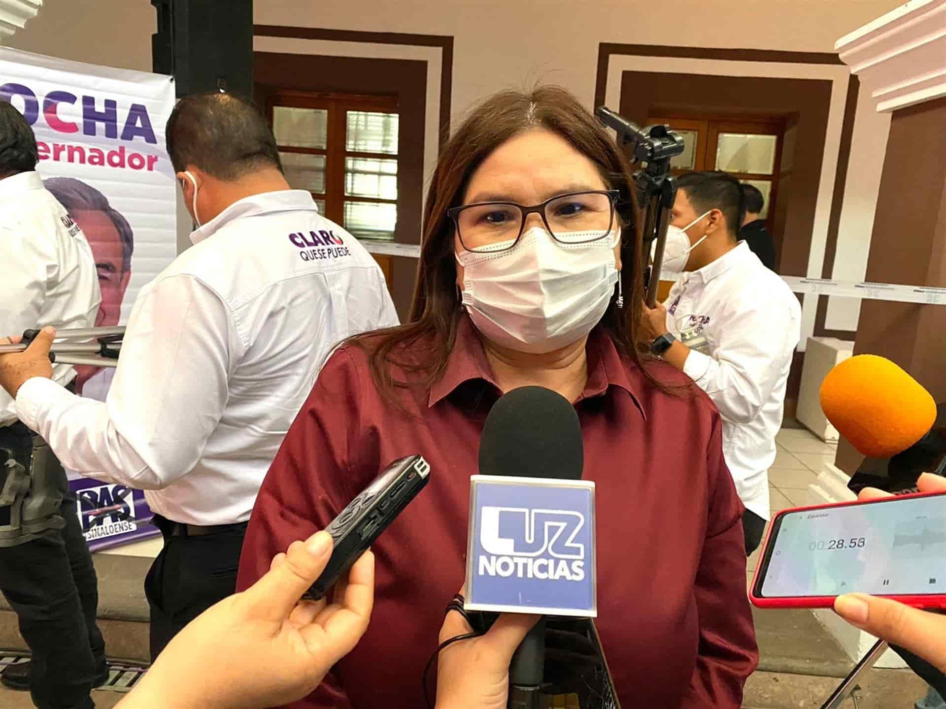 Adiós a partidas secretas y al fuero presidencial, presenta informe de labores Imelda Castro