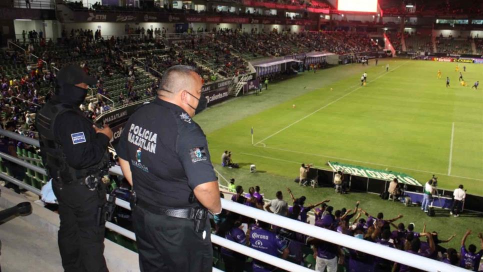 Detienen a 24 personas tras partido de Mazatlán FC vs Tigres