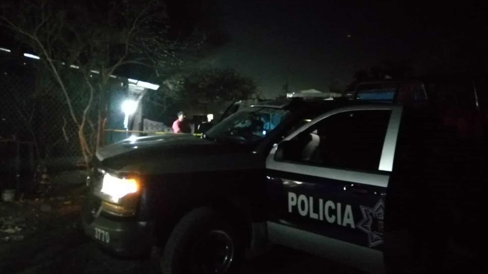 Hombres armados levantan a padre e hijo en Los Tecolotes, Tepuche Hombres armados levantan a padre e hijo en Los Tecolotes, Tepuche