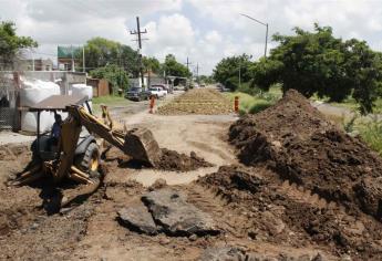 Gobierno de Culiacán inicia la reparación de socavones sobre el Eje Federalismo