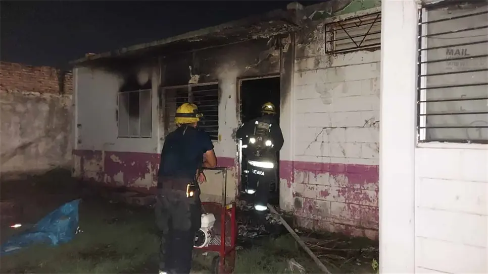 Se incendia bodega de Telégrafos en Culiacán