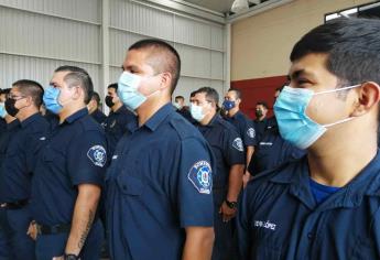 Entregan reconocimientos a bomberos que participaron en los operativos de la tormenta  Nora