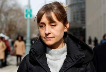 La actriz Allison Mack entra en prisión por su participación en secta NXIVM