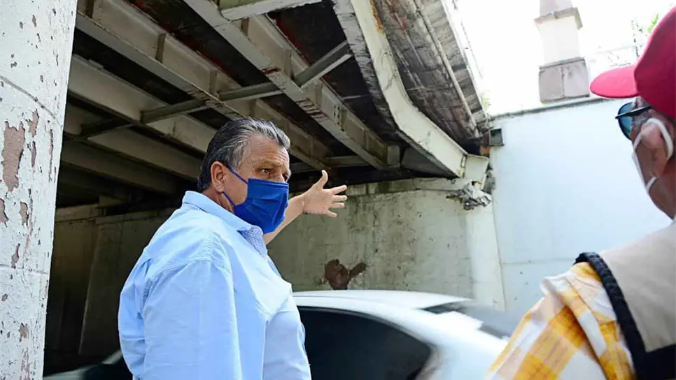 Confirman daño en una de las vigas del puente Miguel Hidalgo