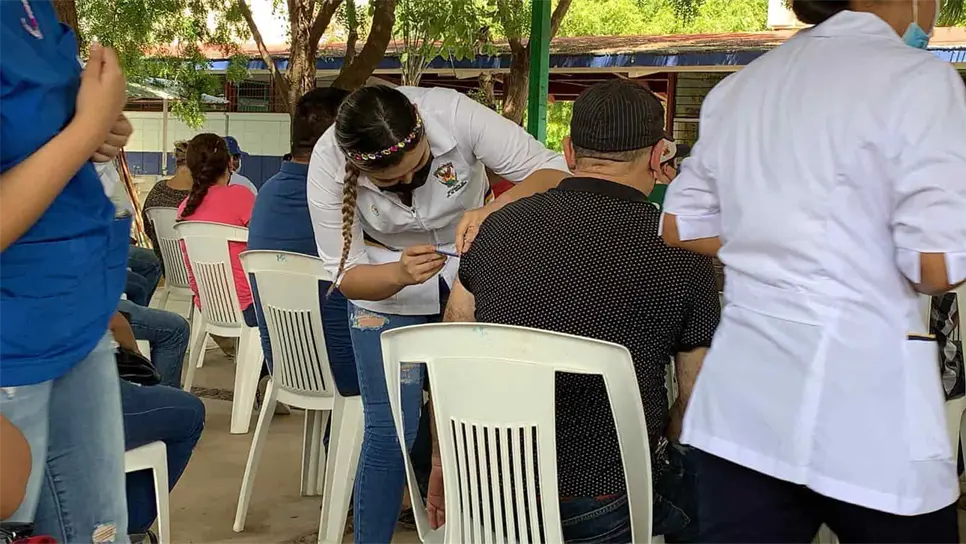 Se aplican más de 16 mil 500 vacunas contra el Covid en zonas rurales de Ahome