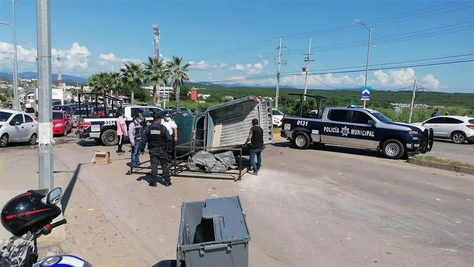 Comandante de la Policía Municipal de Imala queda grave tras choque en el sector Los Ángeles