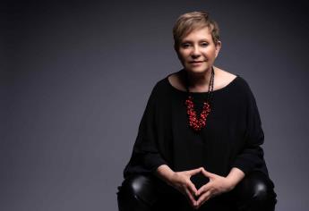 Adriana Barraza celebra 50 años como actriz con el estreno de «Bingo Hell»