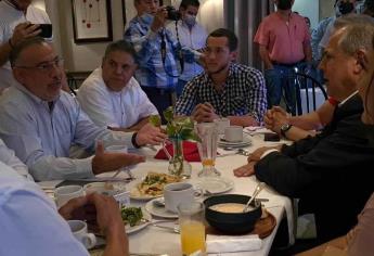 Vargas Landeros lima asperezas con sus antiguos rivales