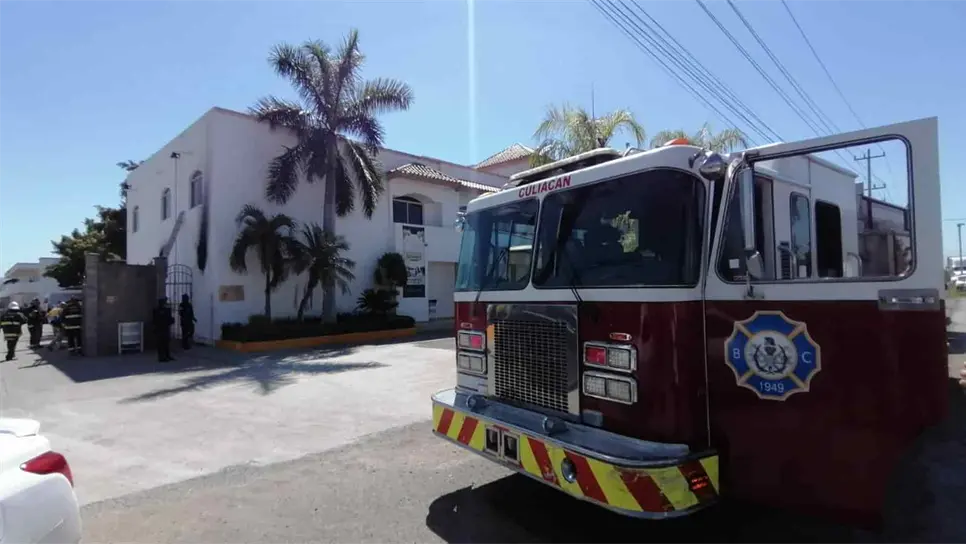 Conato de incendio en motel de Culiacán moviliza a bomberos