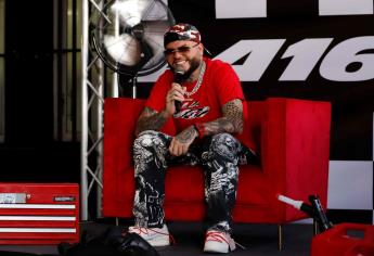 Farruko lanza una nueva versión de «Pepas» con DJ Tiësto