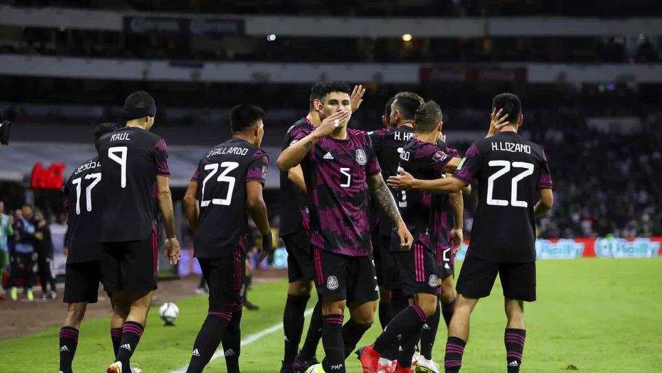 México empata 1-1 con Canadá en el Azteca y pierde liderato de la Concacaf