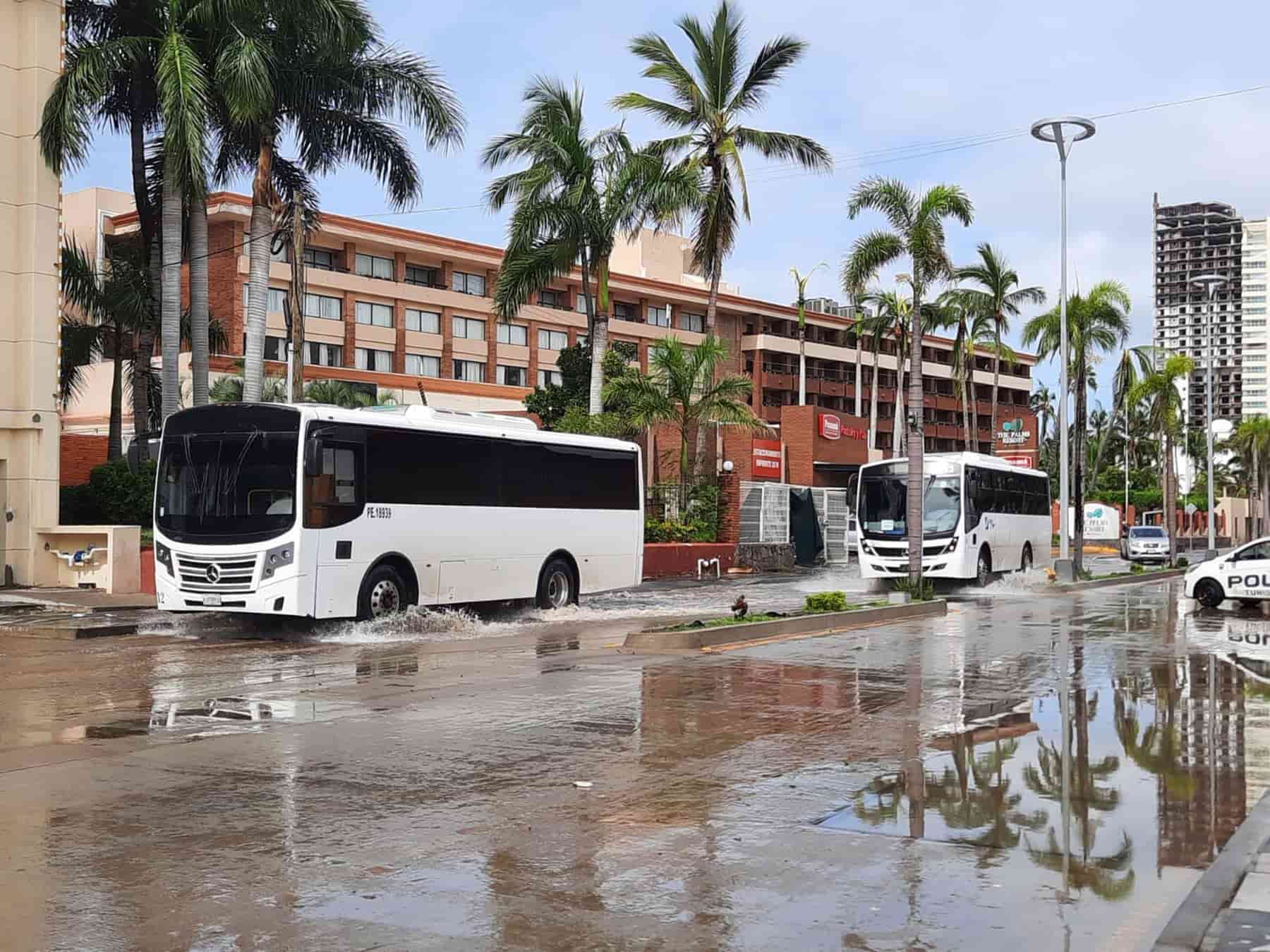 Se reanuda transporte público en Mazatlán