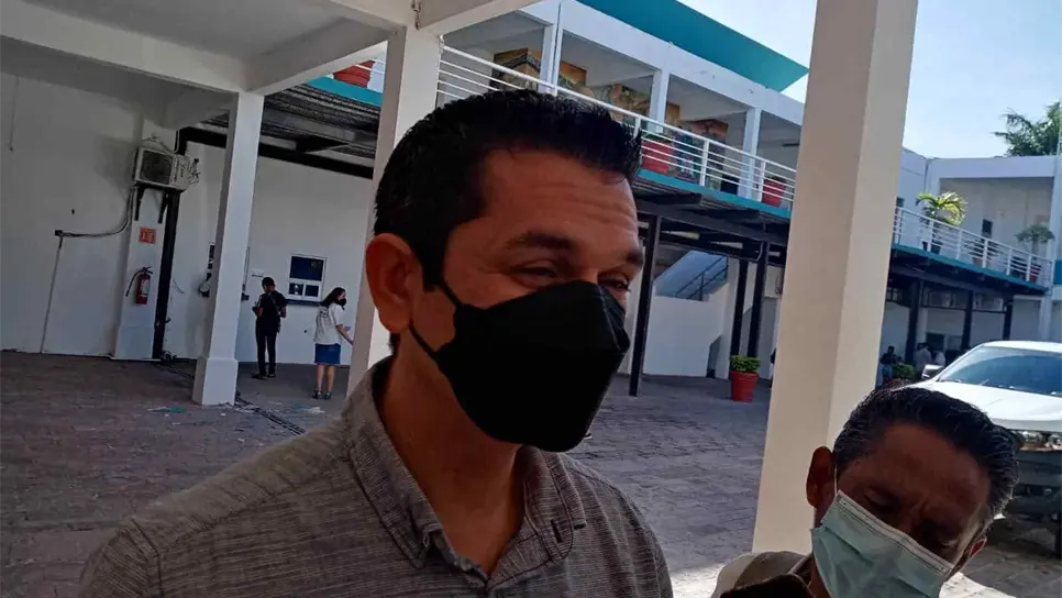 Derriba «Pamela» 15 anuncios y espectaculares en Mazatlán
