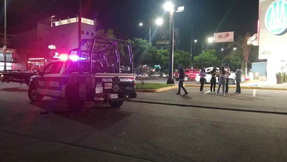 Balean a joven mujer tras despojarle su vehículo en el sector Tres Ríos, Culiacán