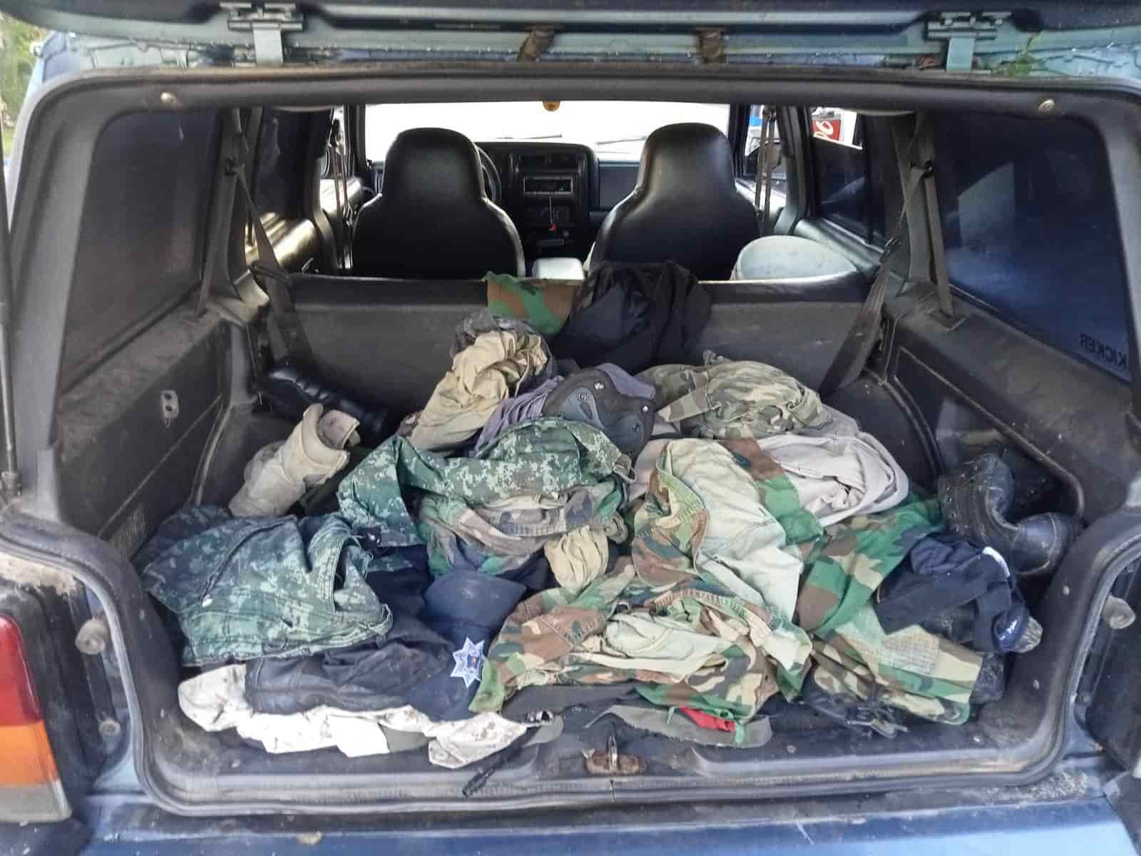 Autoridades aseguran autos, droga y equipo táctico en Tepuche