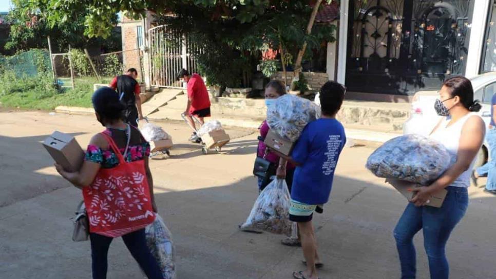 Beneficia DIF Mazatlán a mil familias de colonias vulnerables