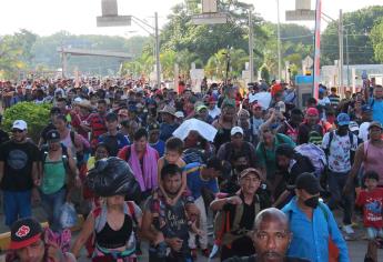 Caravana migrante reanuda camino desde el sur rumbo a la Ciudad de México