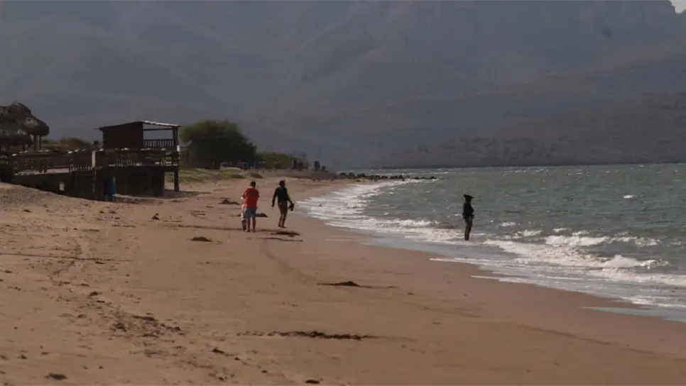 Desaparece joven en la playa de El Maviri