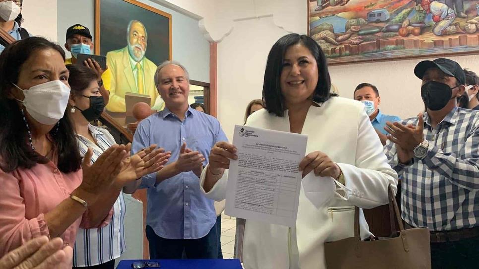 Se registra Verónica Montaño como candidata a la dirigencia estatal del PAN