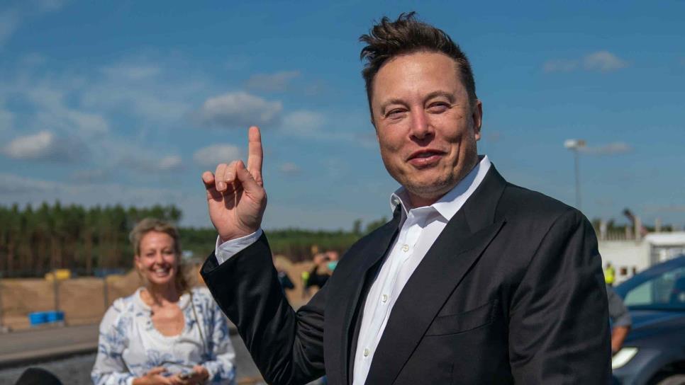 Elon Musk vende 4,5 millones de acciones de Tesla valoradas en 5 mil millones