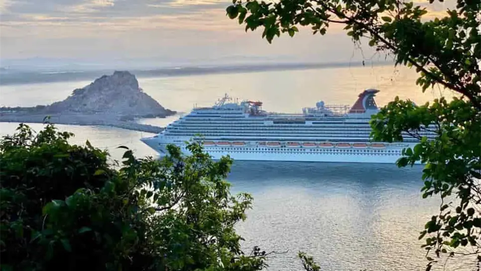 Alentará a más navieras llegada de cruceros de gran calado a Mazatlán