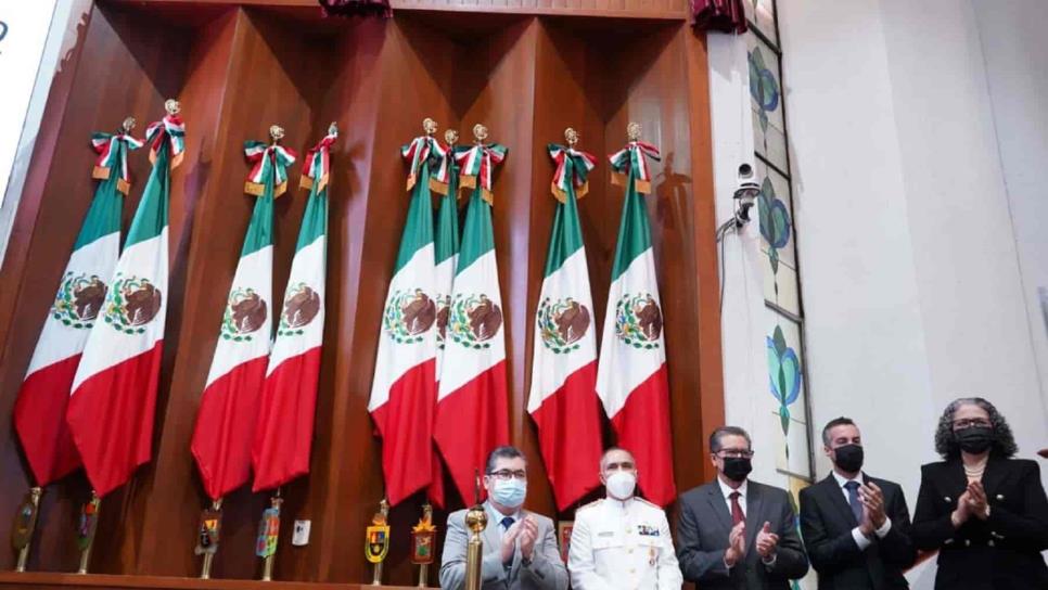 Inscriben en el Congreso «2021, Bicentenario de la Creación de la Armada de México»