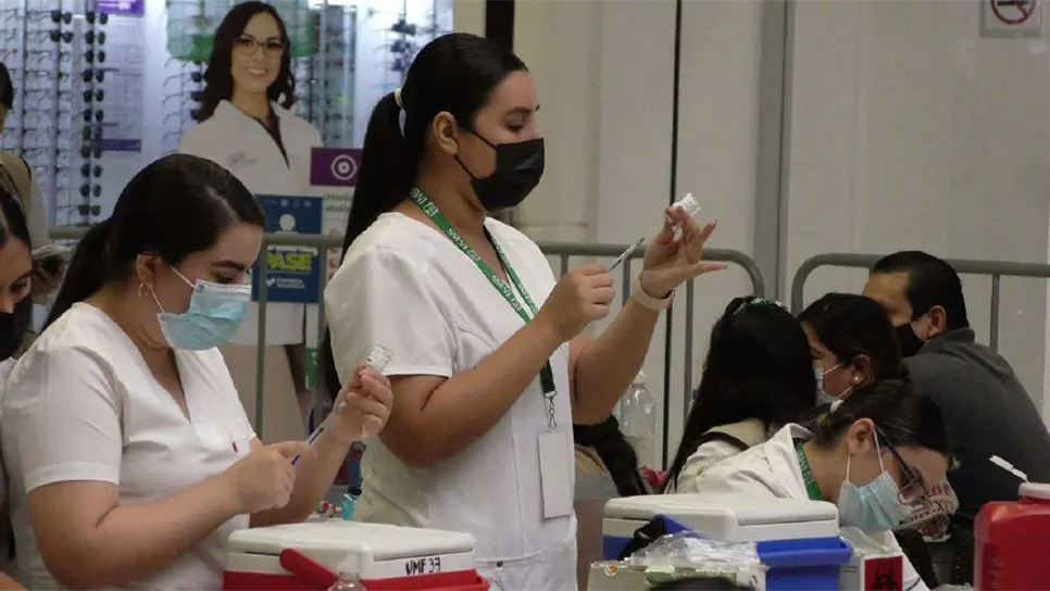 Vacunarán contra el Covid-19 a jóvenes de todo el sur, pero en Mazatlán