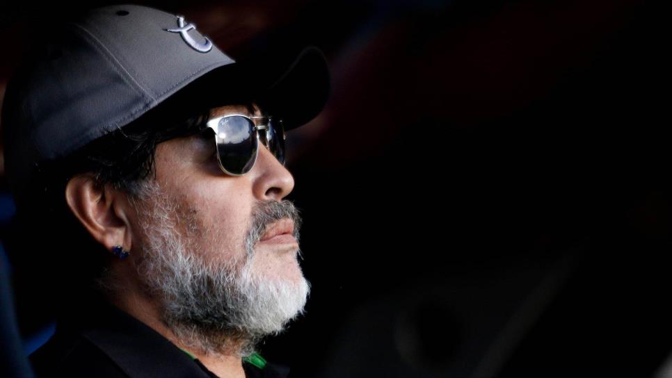 Médicos que cuidaban de Maradona irán a juicio por presunto homicidio