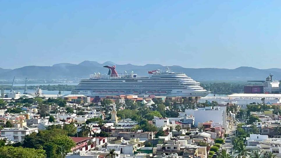 Se recupera en noviembre turismo naviero y de cruceros en Mazatlán