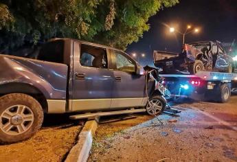 Fuerte choque en Guamúchil deja dos lesionados