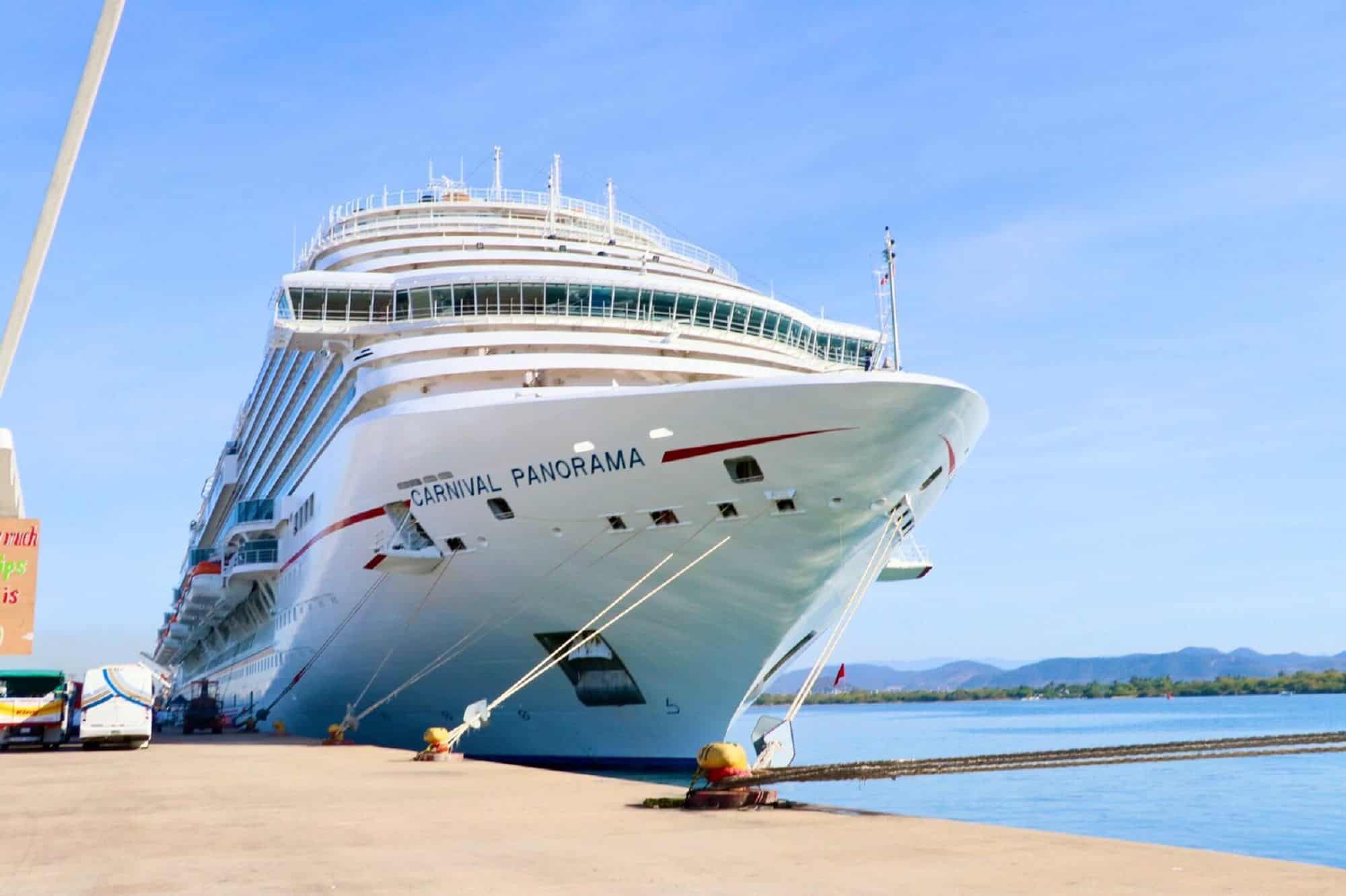 La mayoría de los cruceros traen gente contagiada, reconoce Secretaria de Turismo