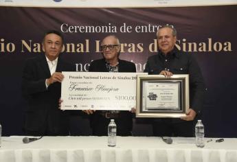 Francisco Hinojosa recibe Premio Nacional Letras de Sinaloa 2021