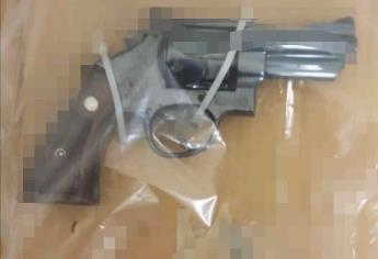 Autoridades detienen a chihuahuense que paseaba con pistola por Mazatlán