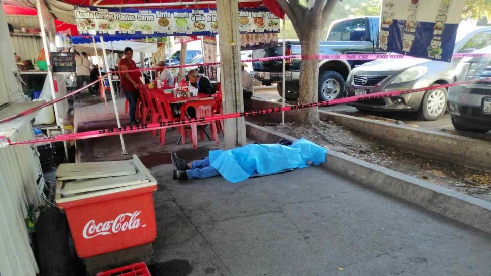 Hallan muerto a indigente frente al Hospital General de Los Mochis