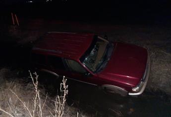 Sujeto cae a canal de riego en el Ejido Compuertas, en Ahome