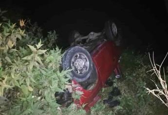 Volcadura deja a una persona muerta cerca del Nuevo San Miguel