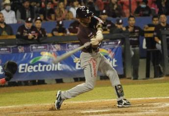 Tomateros apalea y se adelanta en los playoffs