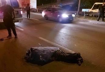 Muere persona atropellada a unos metros del puente peatonal en Santa Fe