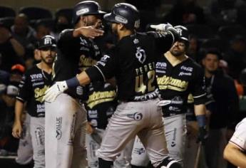 Sultanes blanquea a Naranjeros y se coloca en semifinales