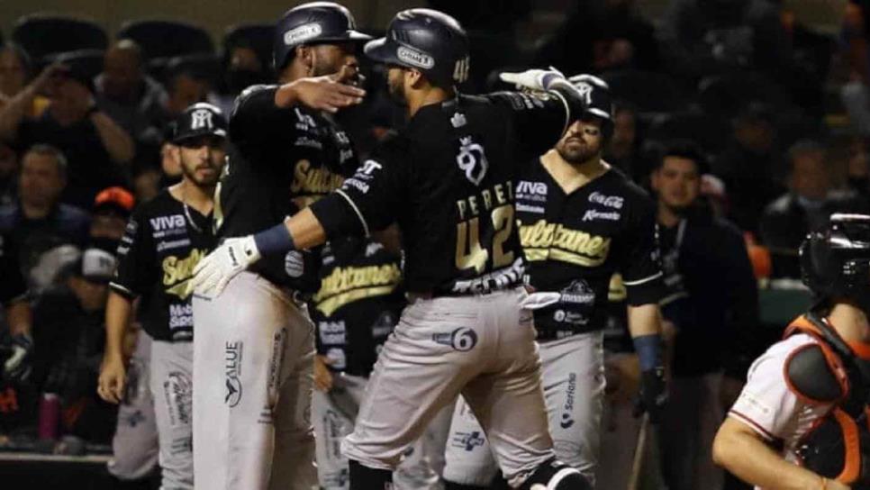 Sultanes blanquea a Naranjeros y se coloca en semifinales