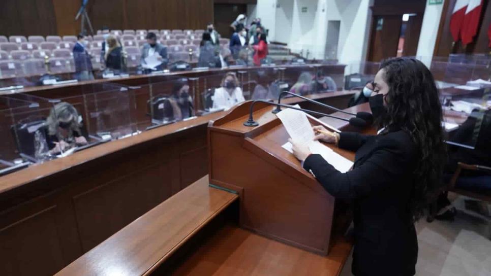 Denuncian en el Congreso incremento de sueldo a regidores