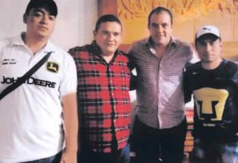 Cuauhtémoc Blanco califica de «guerra sucia» su fotografía con líderes narcotraficantes