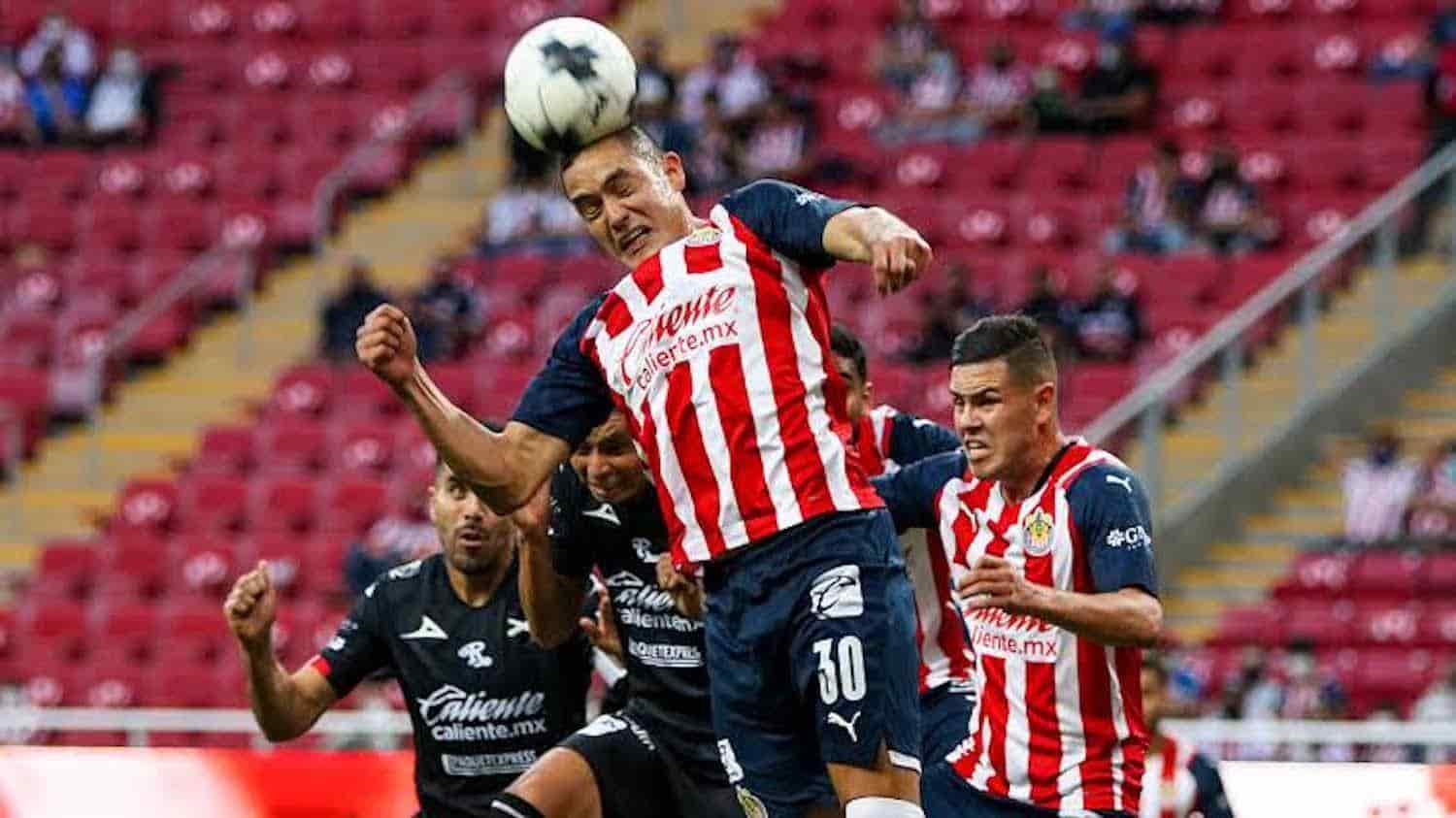 Chivas es líder momentáneo en la Liga Mx