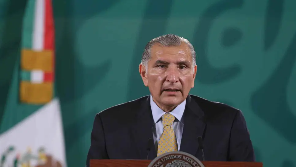 Adán Augusto López, durante una rueda de prensa en el Palacio Nacional de Ciudad de México (México). EFE/ Sáshenka Gutiérrez