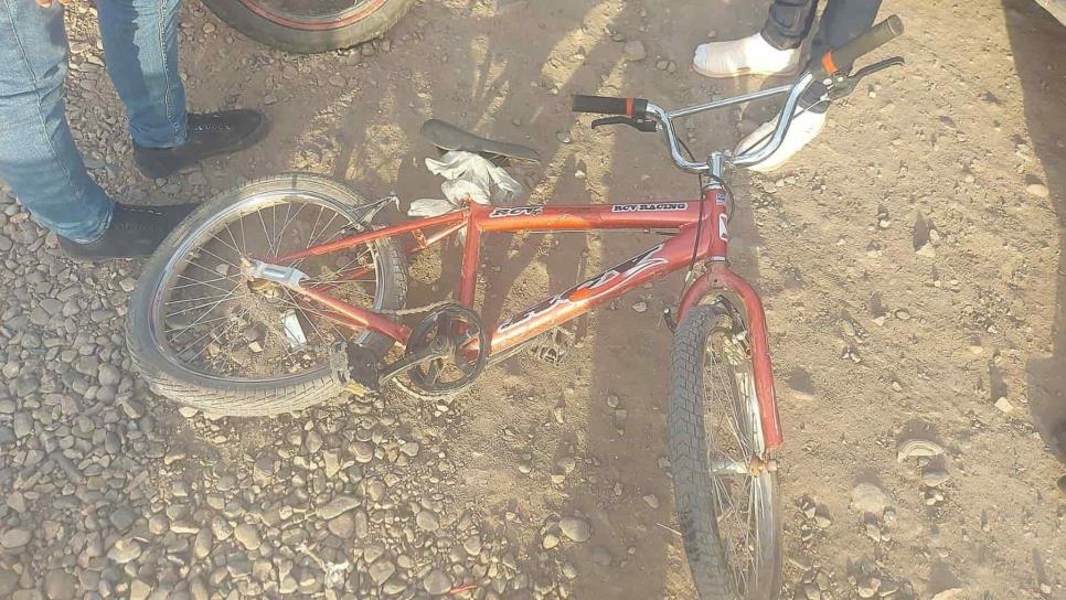 Motociclista atropella a ciclista menor de edad en Villa Unión, quien terminó en el hospital