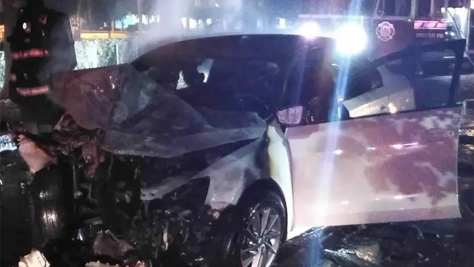 Automovilista muere tras chocar contra un árbol en Culiacán
