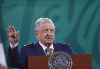 López Obrador ingresa al hospital para una revisión médica